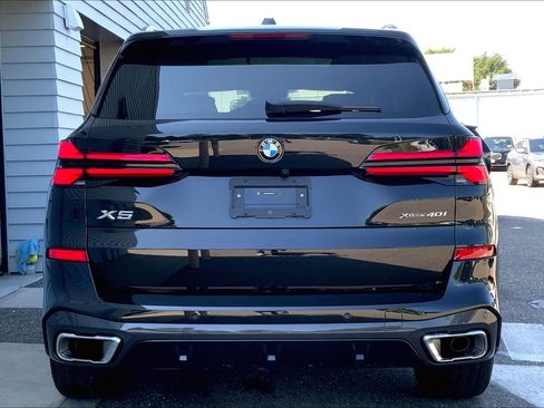 Used 2024 BMW X5 xDrive40i w/ M Sport Package AWD/4WD image 6