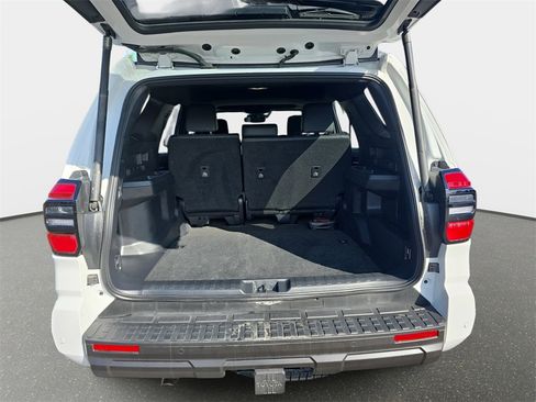 Used 2025 Toyota 4Runner TRD Off-Road Premium w/ Tow Technology Package image 14