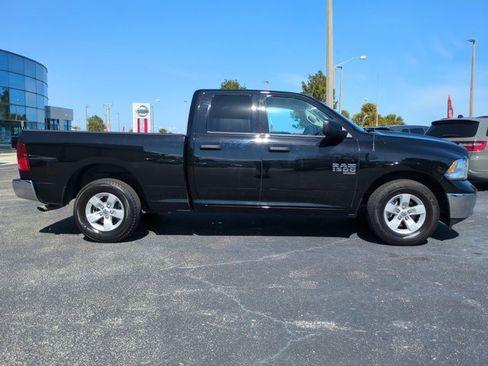 Used 2024 RAM 1500 Classic SLT image 3