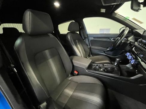Used 2023 Honda Civic Sport image 9