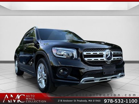 Used 2022 Mercedes-Benz GLB 250 4MATIC w/ Premium Package Lite image 1