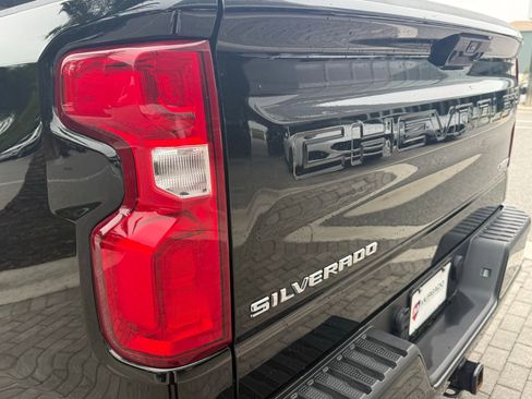 Used 2024 Chevrolet Silverado 1500 RST image 14