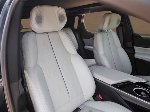 Certified 2024 Cadillac Lyriq Luxury w/ LPO, Floor Liner Package RWD image 29