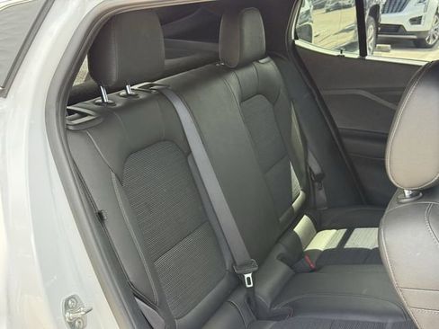 Used 2025 Buick Envista Preferred w/ Convenience I Package FWD image 31