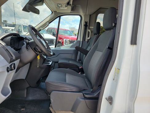 Used 2016 Ford Transit 350 XL RWD image 25