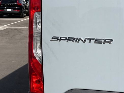 Used 2024 Mercedes-Benz Sprinter 2500 image 25
