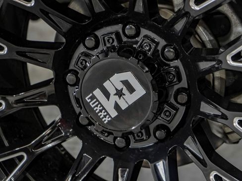 Used 2021 GMC Sierra 3500 SLT w/ SLT Convenience Package image 64