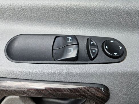 Used 2014 Mercedes-Benz Sprinter 3500 image 14