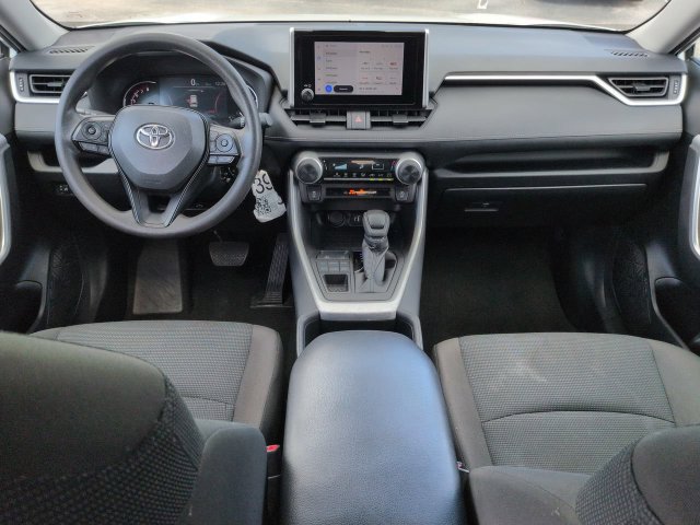 Used 2025 Toyota RAV4 LE AWD/4WD image 15