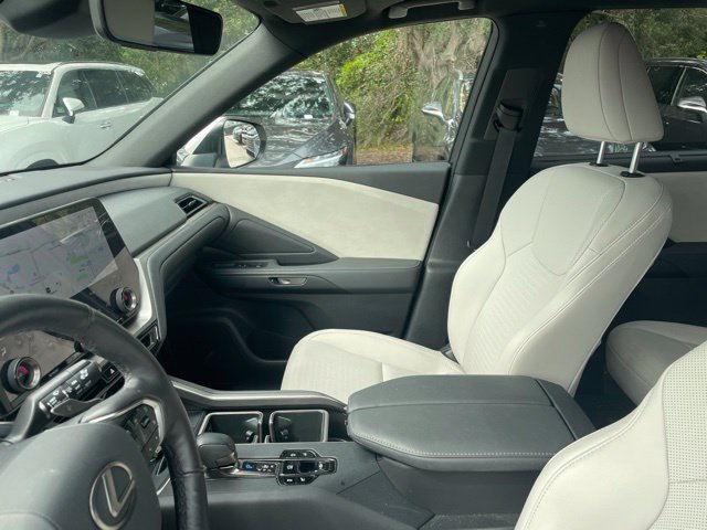 Used 2026 Lexus TX 350 AWD w/ Technology Package image 9