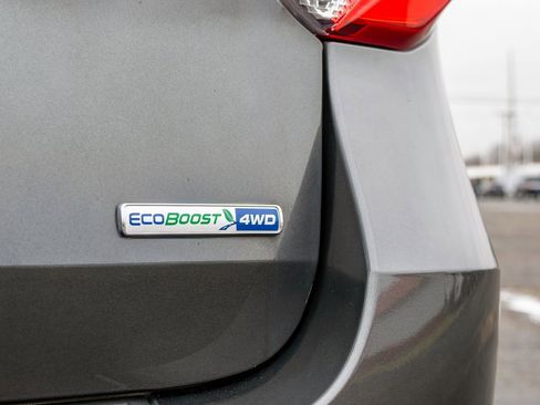 Used 2020 Ford Explorer XLT w/ Class III Trailer Tow Package image 5