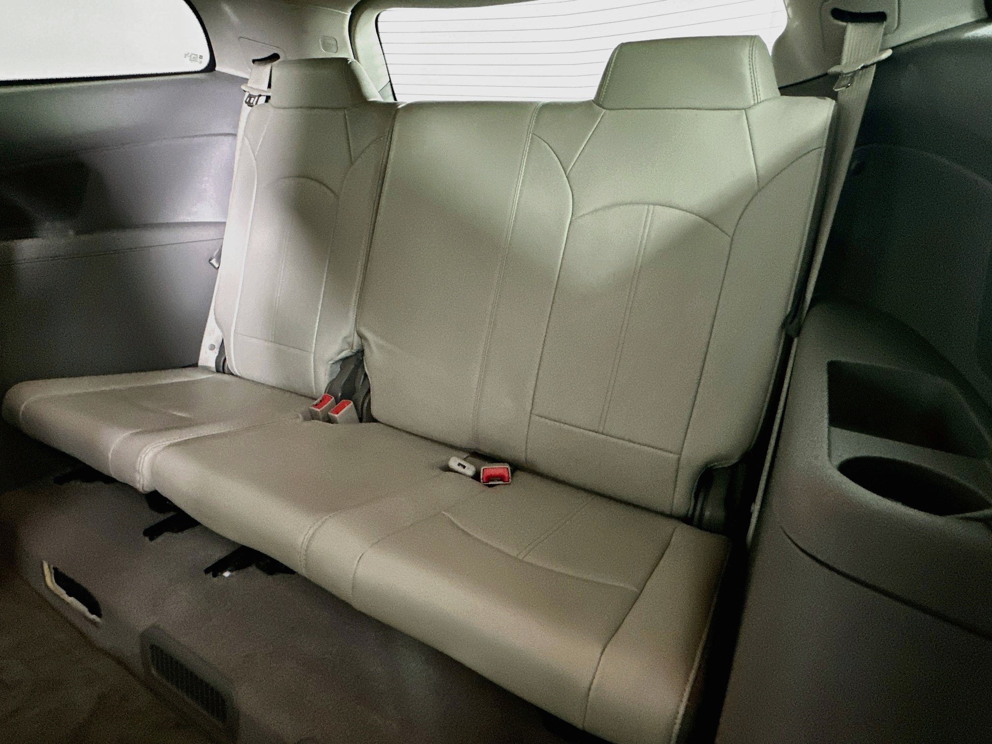 Used 2016 Chevrolet Traverse LT FWD image 28