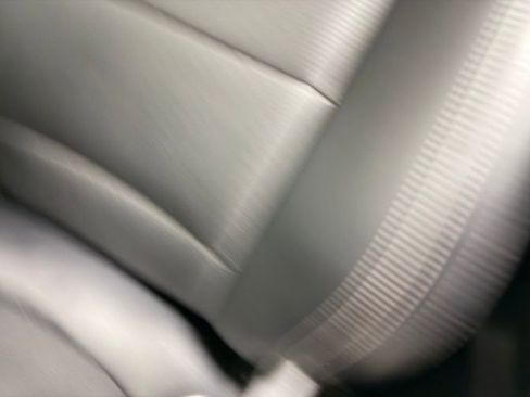 Certified 2025 Ford Escape Platinum AWD/4WD image 13