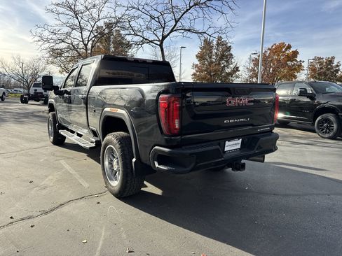 Used 2020 GMC Sierra 3500 Denali w/ Denali Ultimate Package image 6