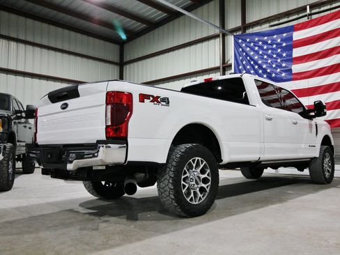 Used 2020 Ford F250 Lariat w/ Lariat Ultimate Package AWD/4WD image 11
