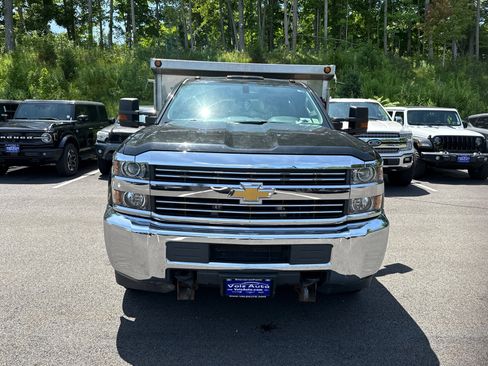 Used 2015 Chevrolet Silverado 3500 W/T w/ WT Convenience Package AWD/4WD image 2