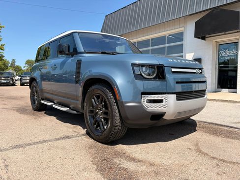Used 2020 Land Rover Defender 110 SE AWD/4WD image 2