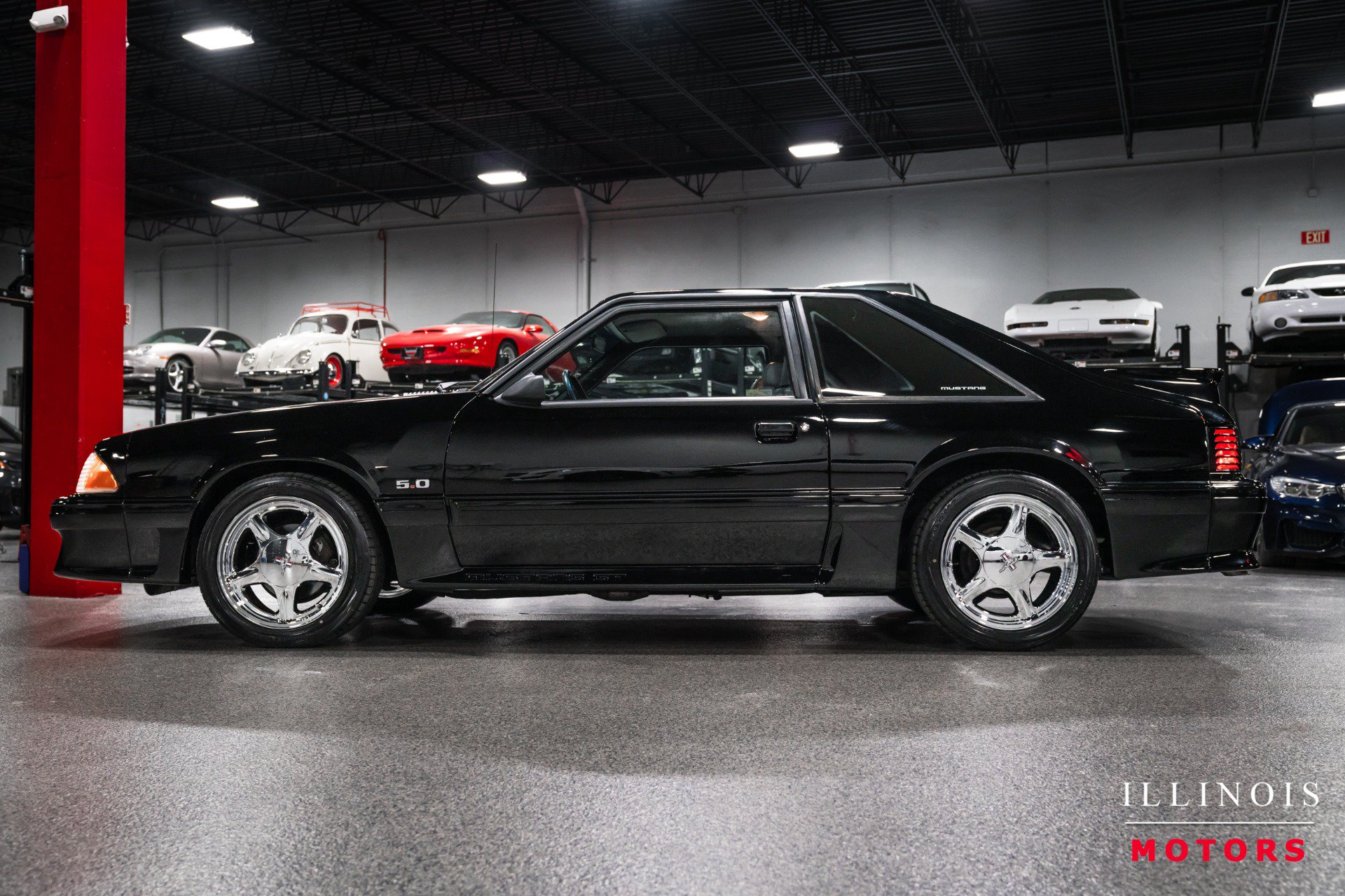 Used 1993 Ford Mustang GT RWD image 2