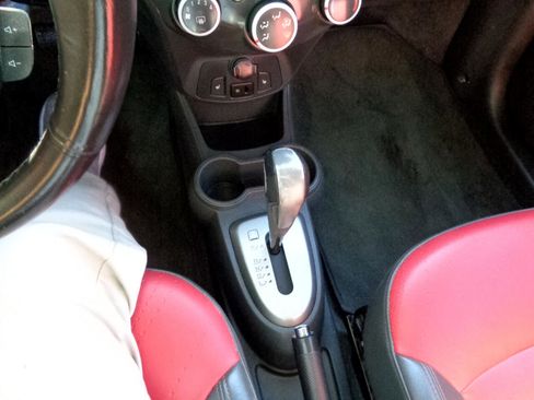 Used 2014 Chevrolet Spark LT image 19