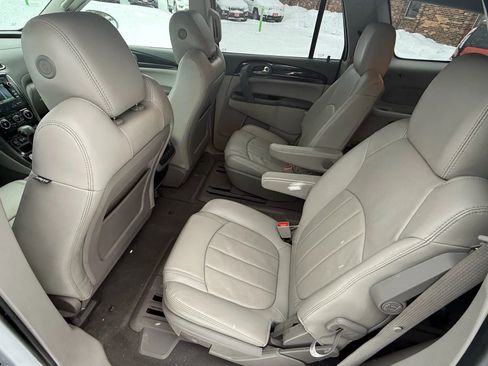 Used 2017 Buick Enclave Leather w/ Trailering Package image 28