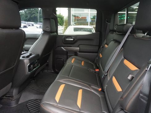 Used 2020 GMC Sierra 1500 AT4 w/ AT4 Preferred Package AWD/4WD image 43