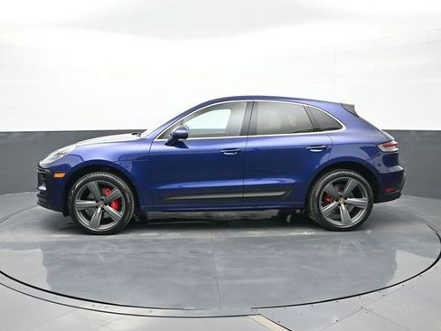 Certified 2025 Porsche Macan S AWD/4WD image 2