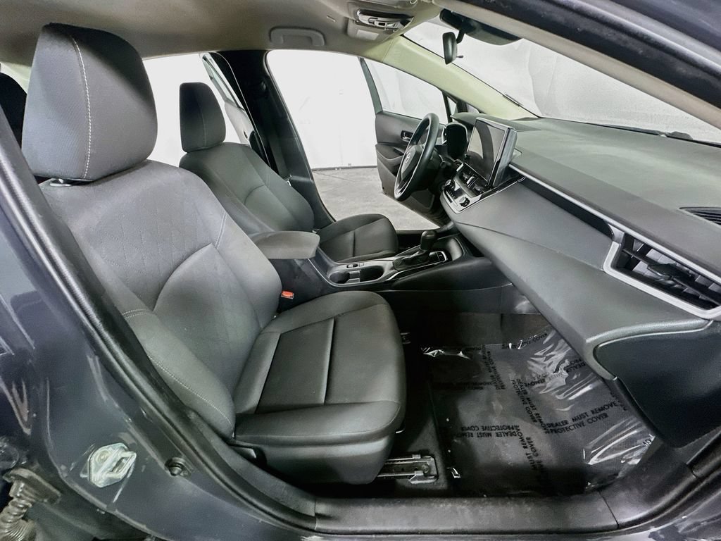 Used 2023 Toyota Corolla LE FWD image 12