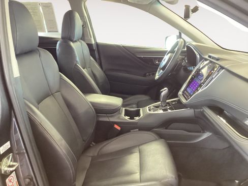 Used 2020 Subaru Outback Limited w/ Popular Package #2 AWD/4WD image 15