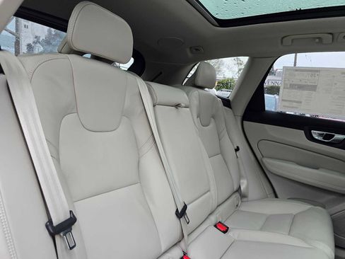 New 2026 Volvo XC60 B5 Ultra w/ Protection Package Premier AWD/4WD image 14