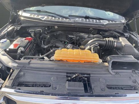 Used 2017 Ford F150 XLT AWD/4WD image 30