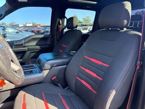 Used 2017 Ford F150 XLT w/ Equipment Group 302A Luxury AWD/4WD image 9