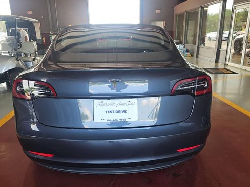 Used 2023 Tesla Model 3 Standard Range RWD image 4