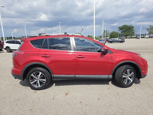 Used 2016 Toyota RAV4 XLE FWD image 18