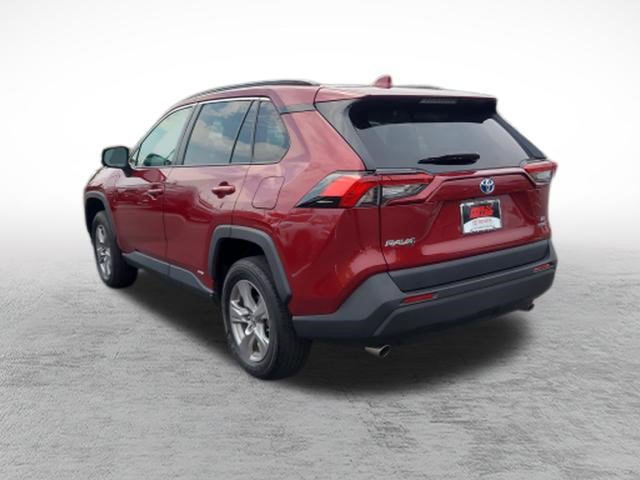 Certified 2024 Toyota RAV4 LE AWD/4WD image 5