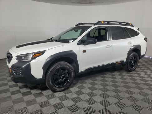 Used 2024 Subaru Outback Wilderness AWD/4WD image 8