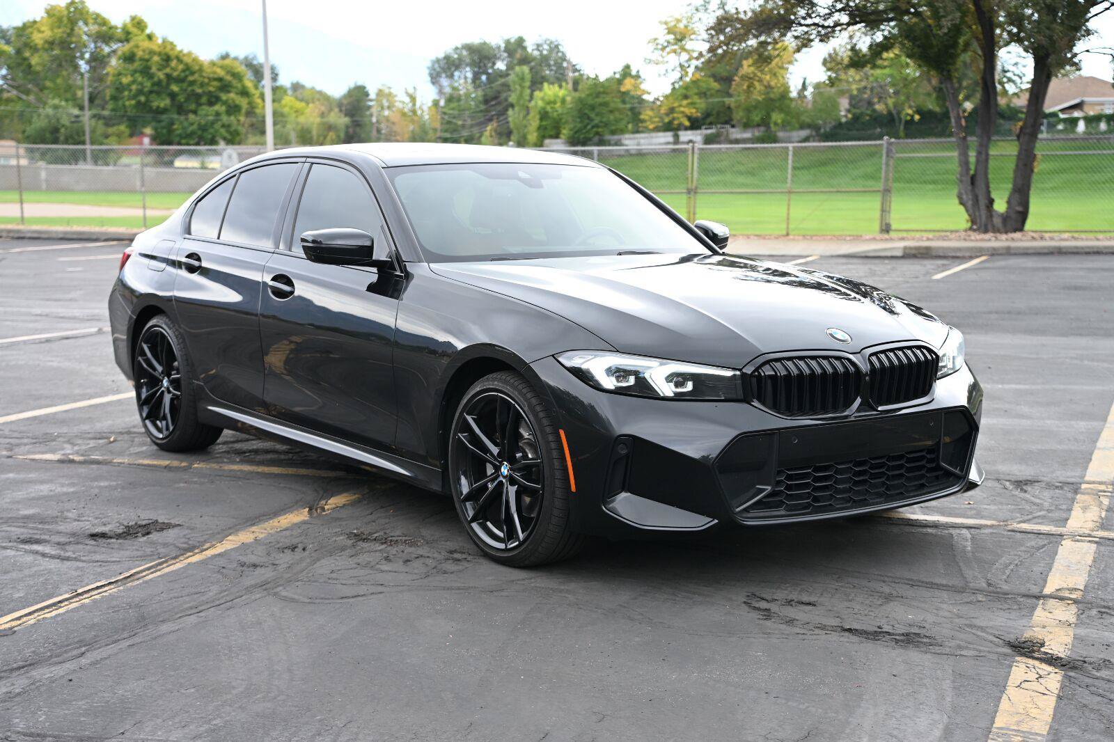 Used 2024 BMW 330i xDrive Sedan w/ M Sport Package AWD/4WD image 7