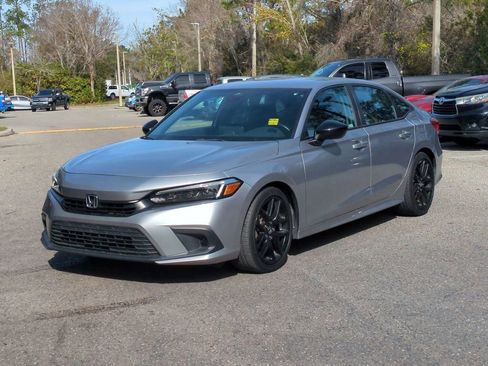 Used 2023 Honda Civic Sport image 1