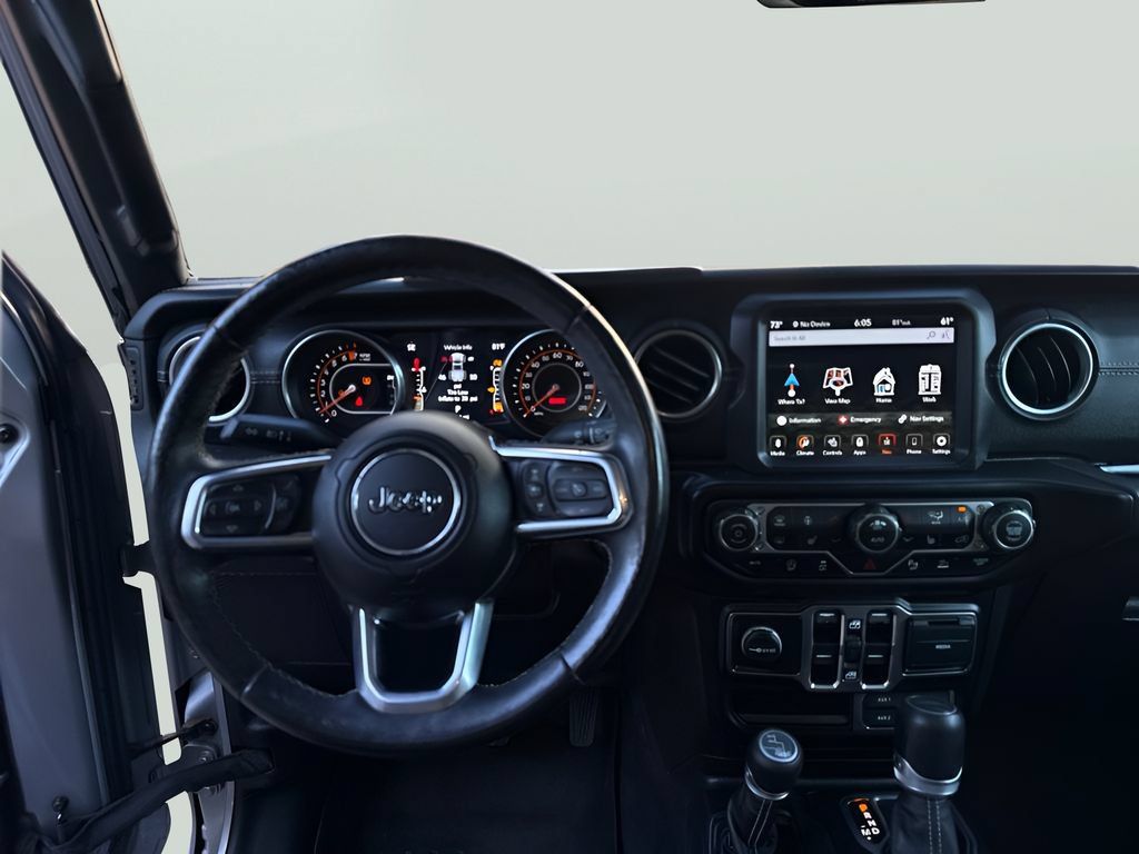 Used 2020 Jeep Gladiator Overland w/ Dual Top Group AWD/4WD image 21