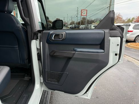Used 2024 Ford Bronco Outer Banks image 35