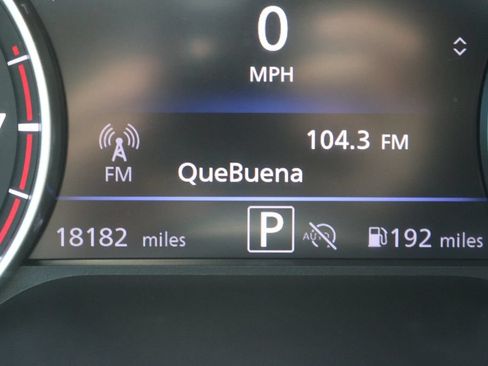 Used 2025 Nissan Sentra SR w/ SR Premium Package FWD image 26