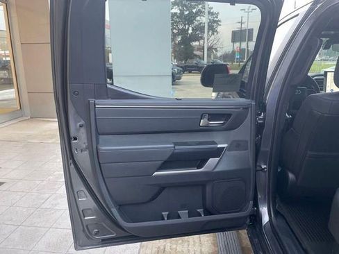 New 2025 Toyota Tundra Platinum image 19