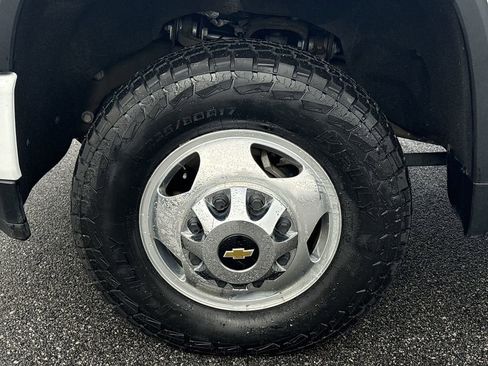 Certified 2021 Chevrolet Silverado 3500 High Country w/ Technology Package image 36