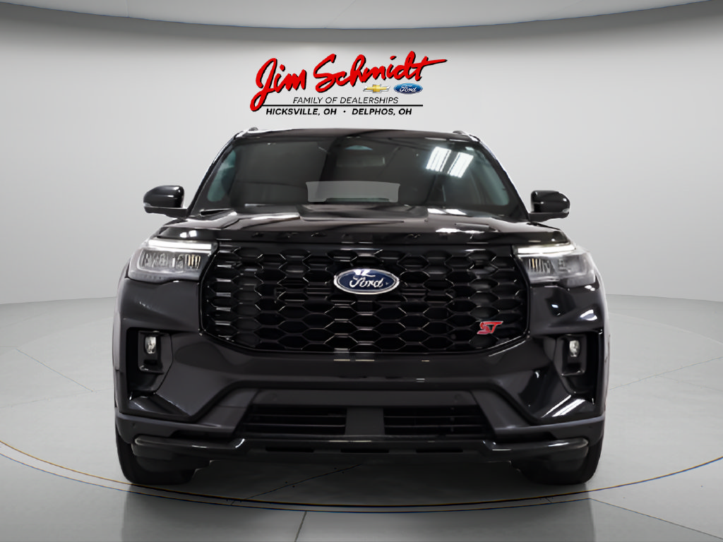 Used 2025 Ford Explorer ST AWD/4WD image 6
