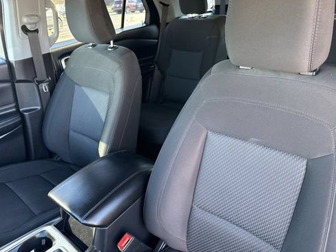 Used 2022 Ford Explorer XLT RWD image 12