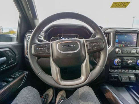 Used 2021 GMC Sierra 2500 Denali w/ Denali Ultimate Package image 23