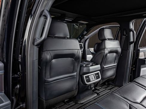 Used 2026 Ford F450 Platinum w/ FX4 Off-Road Package image 33