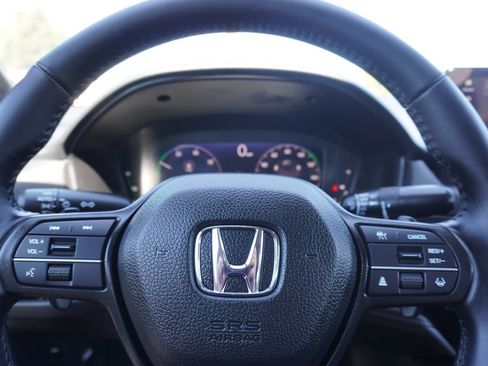 Used 2024 Honda Accord Sport image 29