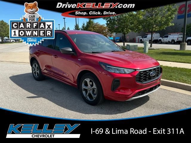 Used 2024 Ford Escape ST-Line w/ Cold Weather Package FWD image 1