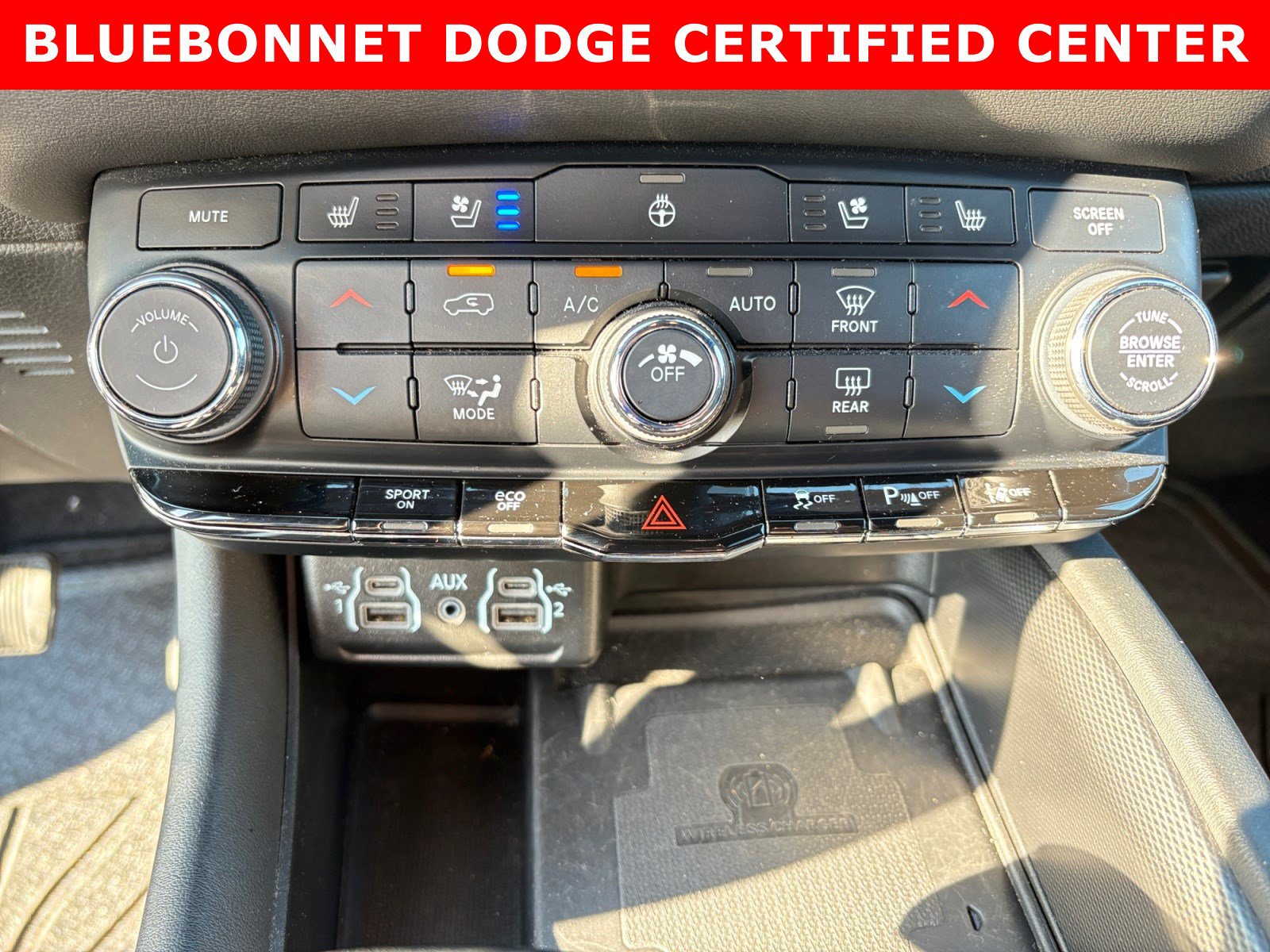 Used 2022 Dodge Durango R/T AWD/4WD image 19