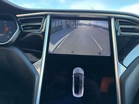 Used 2018 Tesla Model X 75D AWD/4WD image 28